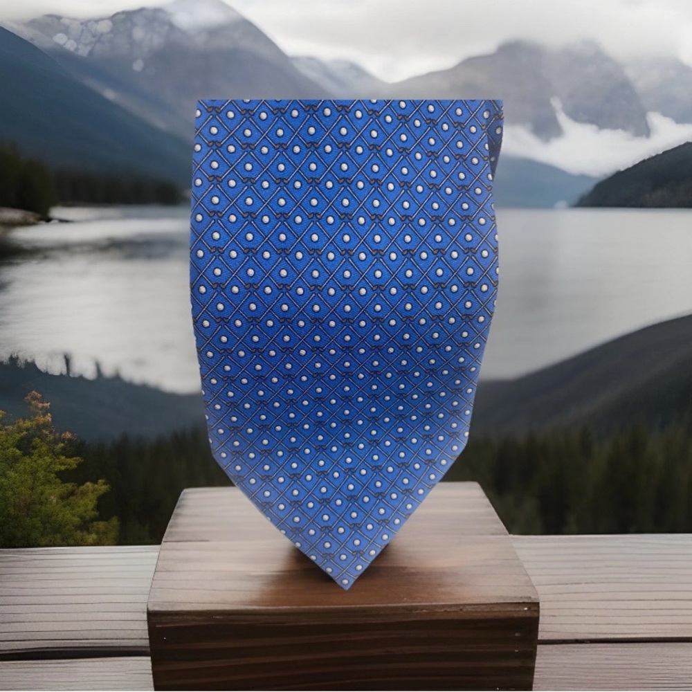 Vintage Silk Tie -The Masters!! Classic Blue Geometric Tie of Golf clubs & ball